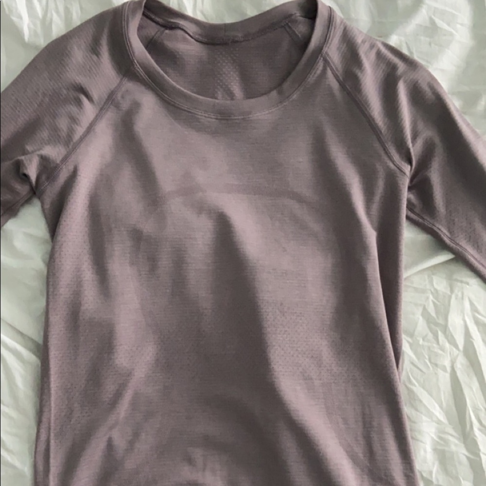 Lululemon top